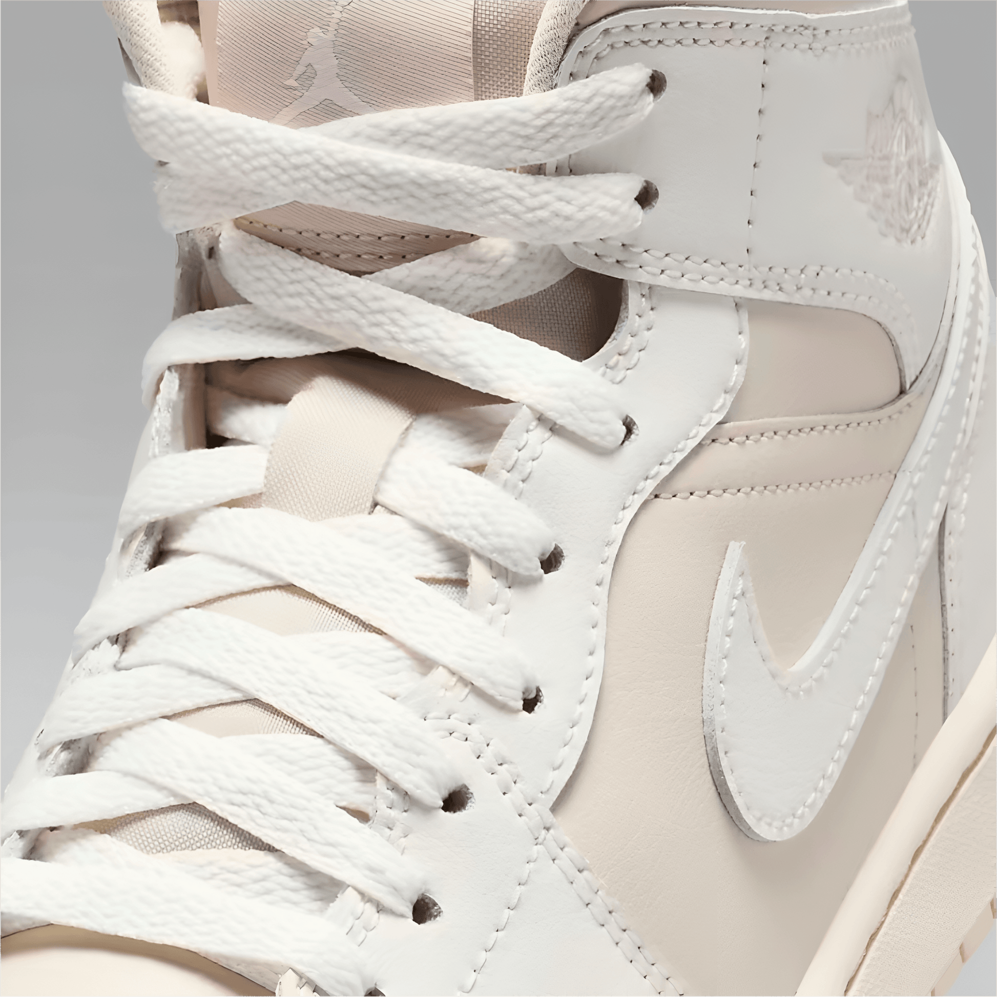 Air Jordan 1 mid